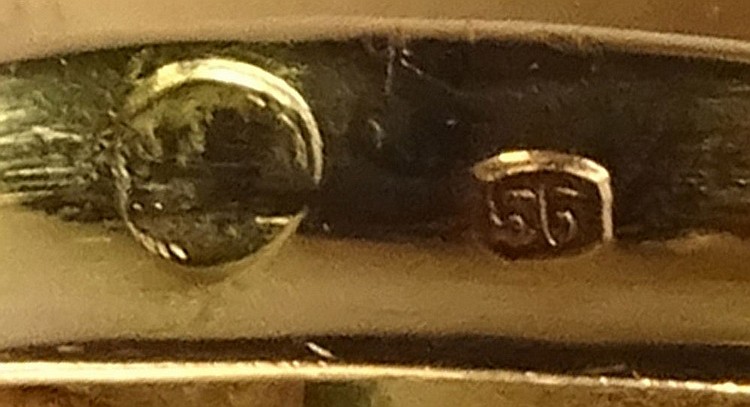 H4023-L74045488.jpg
