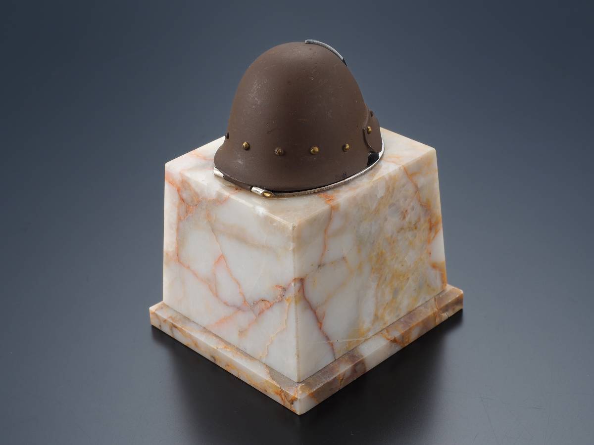 Helmet-shaped 40th Anniversary of Nippon Dentsu Inc. Commemorative Inkwell.jpg