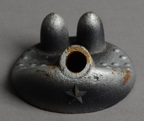 IJA Army Cannon-shaped Pen Stand.jpg