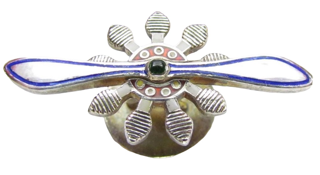 Imperial  Aviation Association Regular Member's Badge.jpg