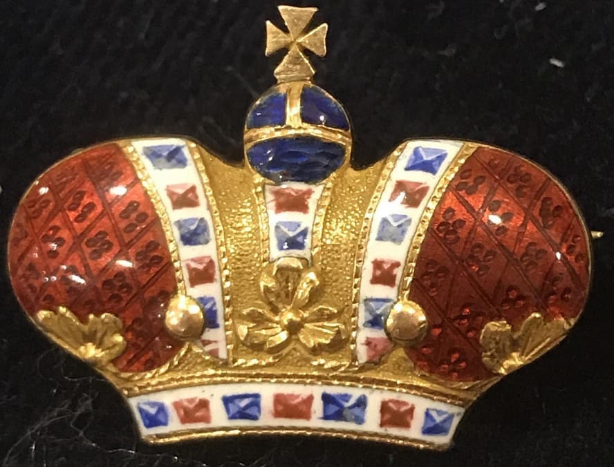 Imperial Crown converted into a brooch.jpg