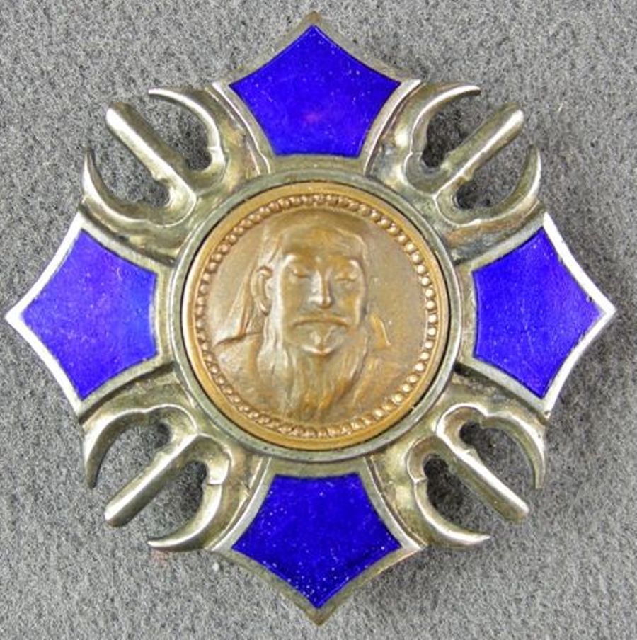 Inner Mongolia   Genghis Khan Military Merit Badge.jpg