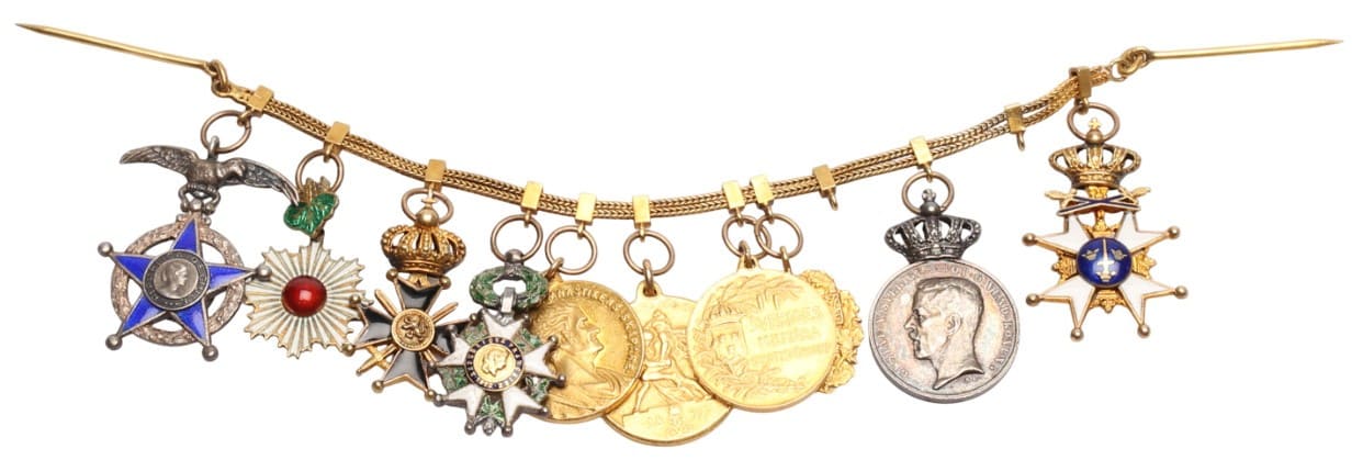 Interesting Swedish-made group of miniatures  with Rising Sun order.jpg