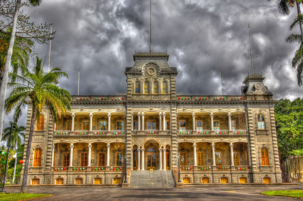 Iolani Palace.jpg