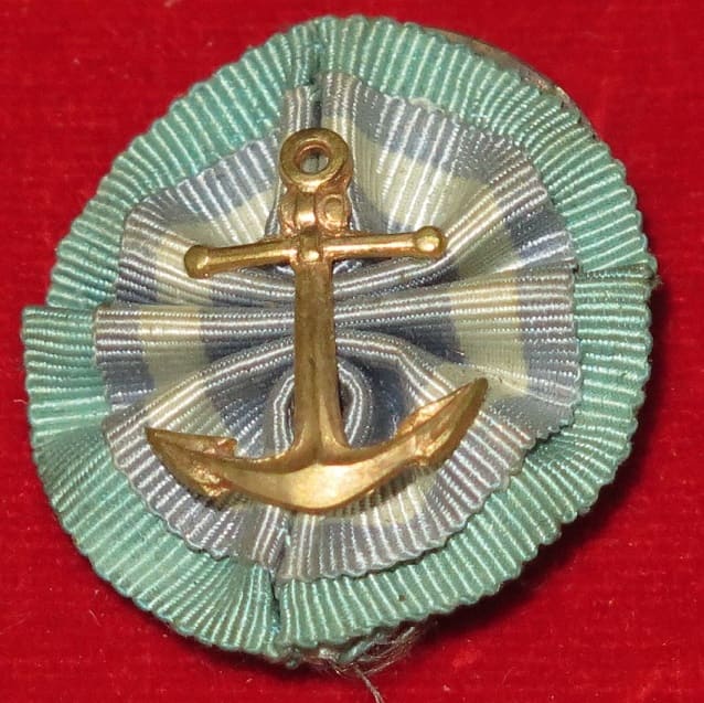 Japan Seafarers Relief Association Male Version of Regular Member Badge.jpg