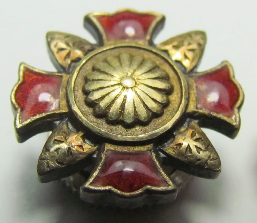 Japan Wounded Association Membership Badge.jpg