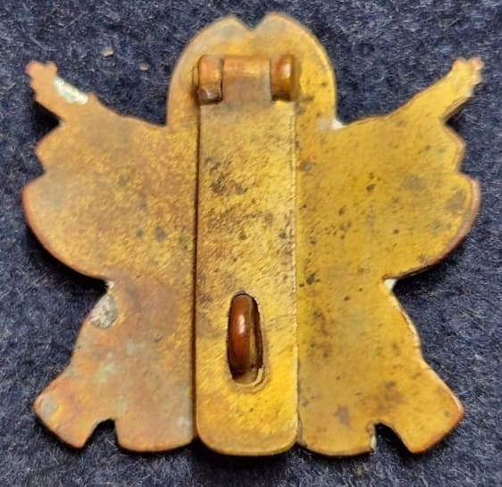 Japanese  Army Marksmanship Badge made by Seieido workshop.jpg