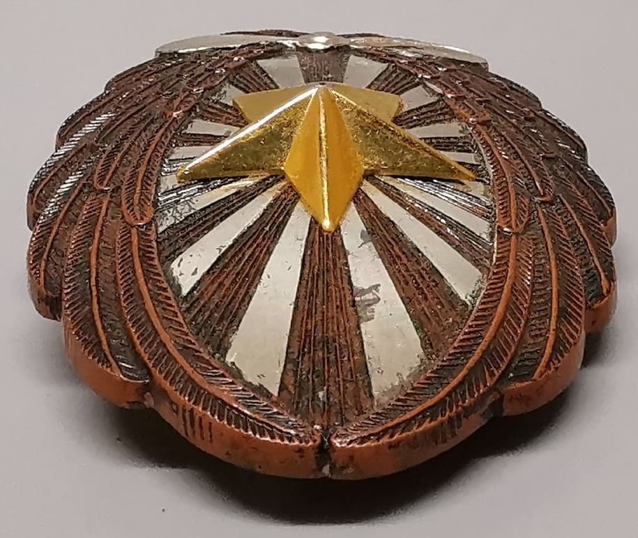 Japanese  Army Pilot Badge  made by Nakano Shoten.jpg