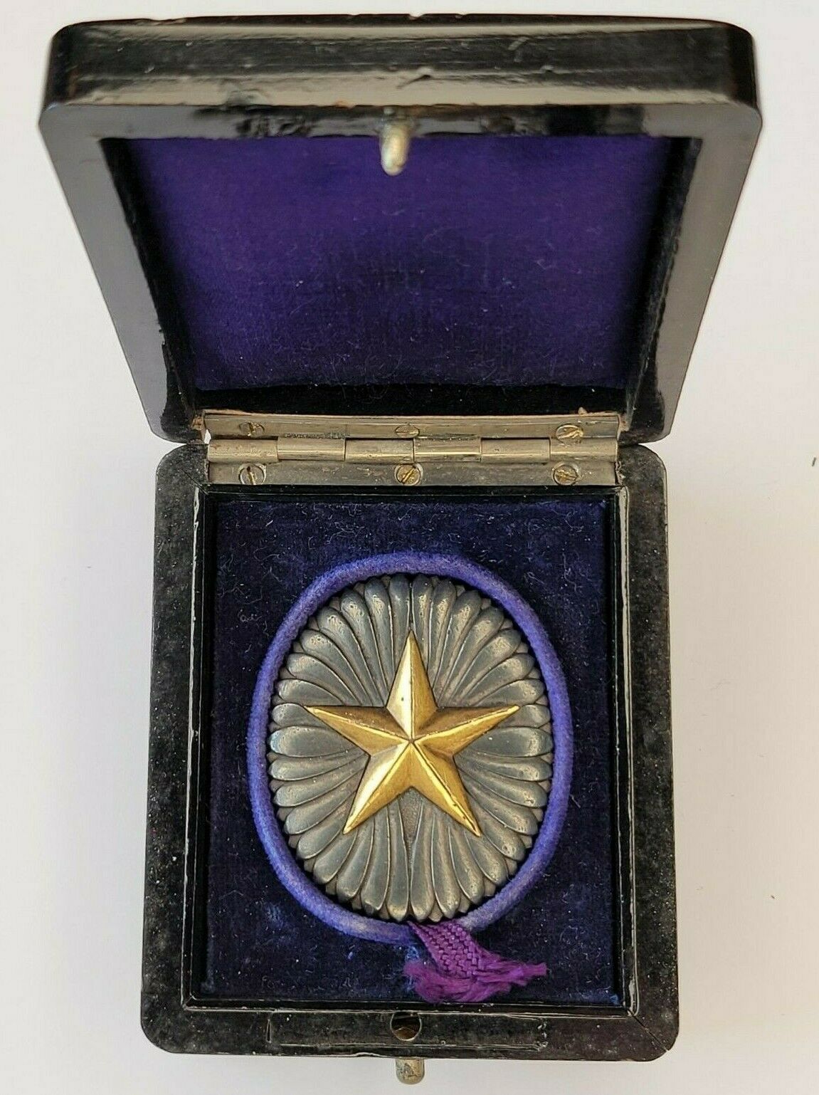 Japanese Army War College Graduation Badge.jpg
