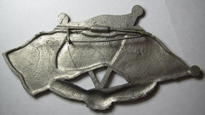 Japanese Axis Badge -.jpg