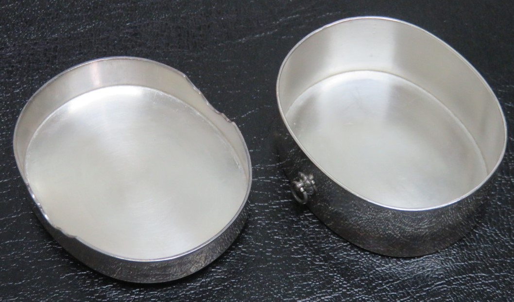 Japanese Imperial Navy Silver  Bonbonnier.jpg