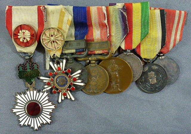 japanese medal bar.jpg