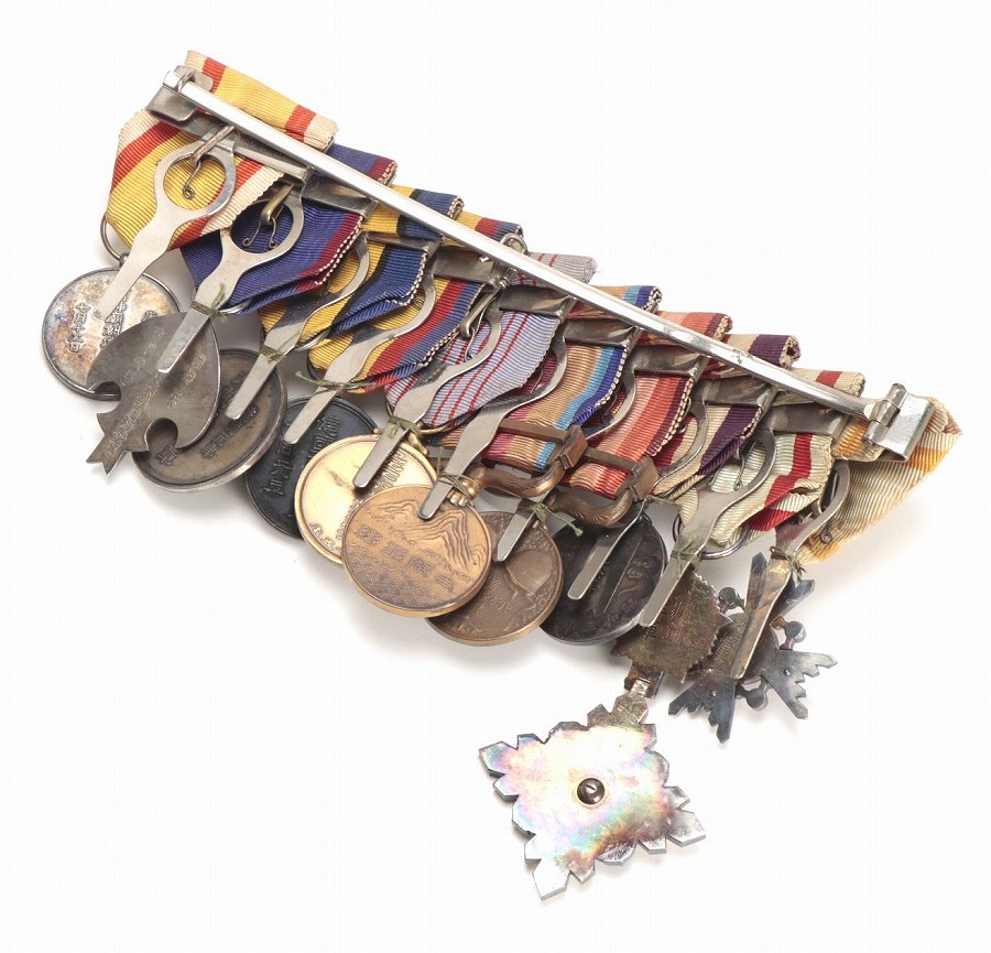 Japanese  Medal bar with Manchukou Census Medal.jpg
