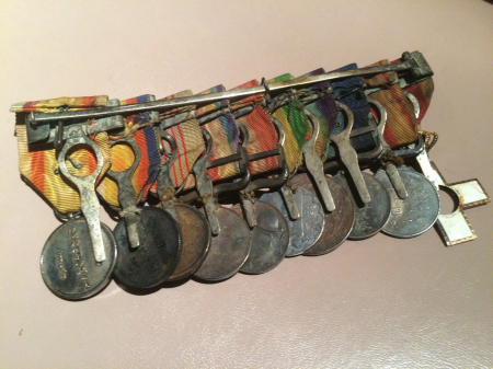 Japanese medal bar with Orden del Mérito Militar..jpg