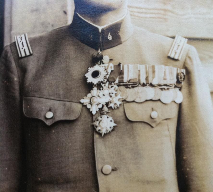 Japanese  Officers and Officials with Siam order.jpg