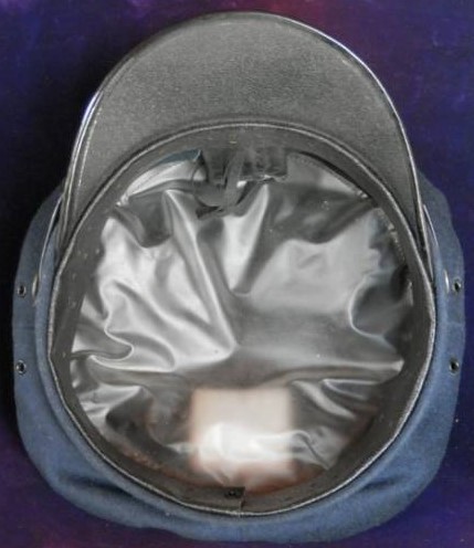 Japanese Postal Hat Badge  -.jpg