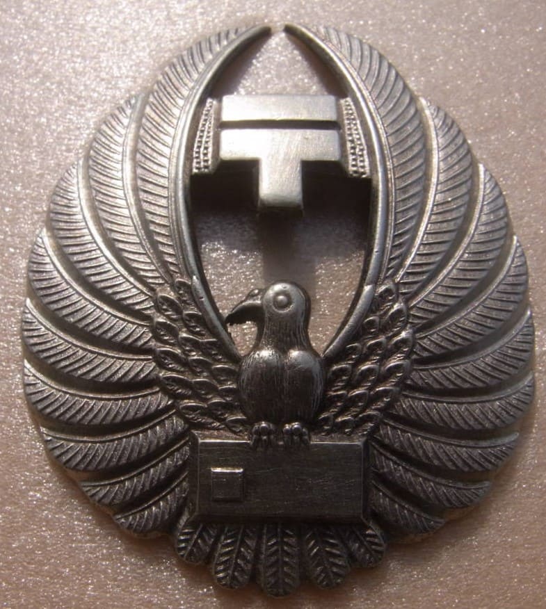 Japanese Postal_Hat Badges.jpg