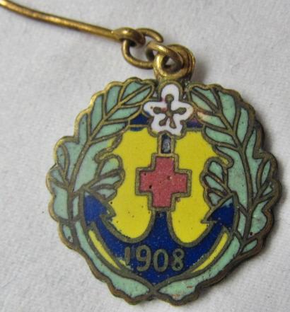 Japanese Red Cross Society Badge 1908.jpg