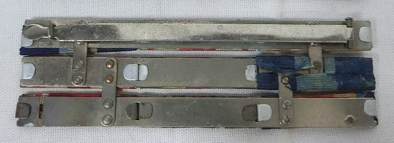 Japanese  Ribbon Bar with two 1914-1915 1914-1920 medals.jpg