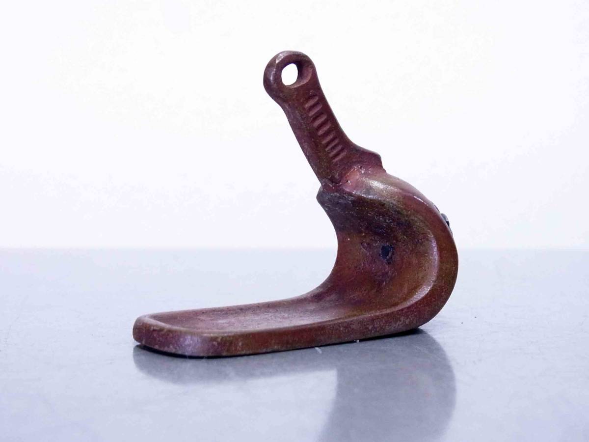 Japanese Submarine No. 73 (Later Ro-62) Launching Commemorative  Stirrup-shaped Paperweight.jpg