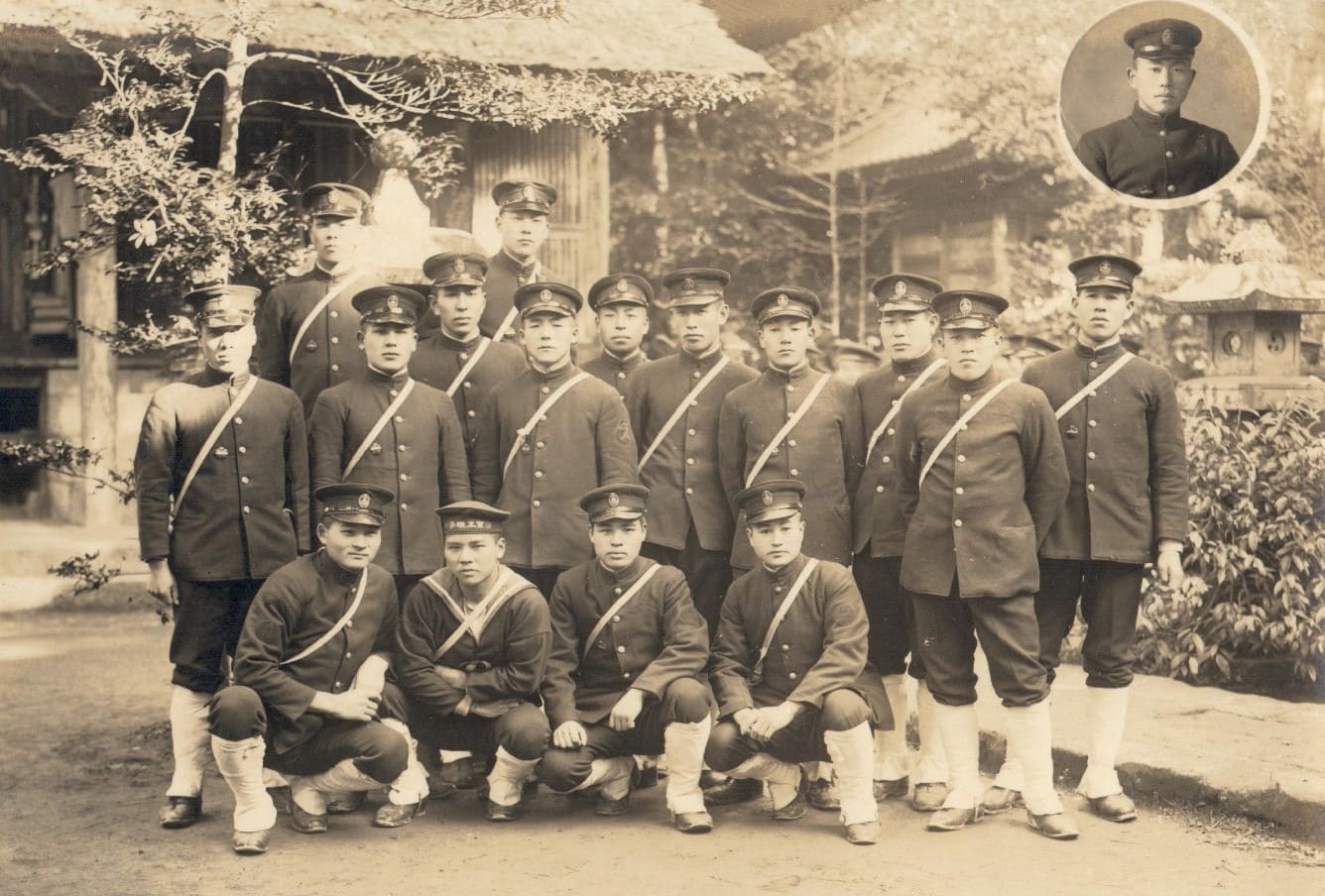 Japanese Submariner Badge Group Photo.jpg