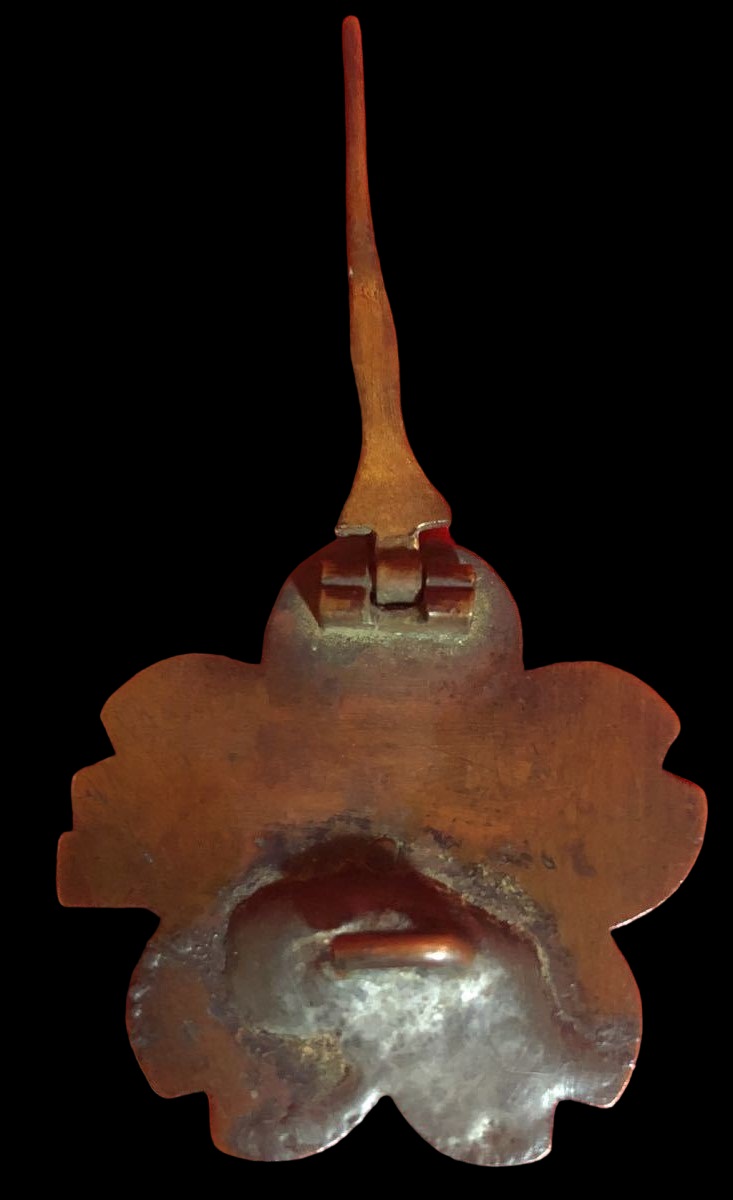 Japanese  Submariner Badge with Restored Hook.jpg