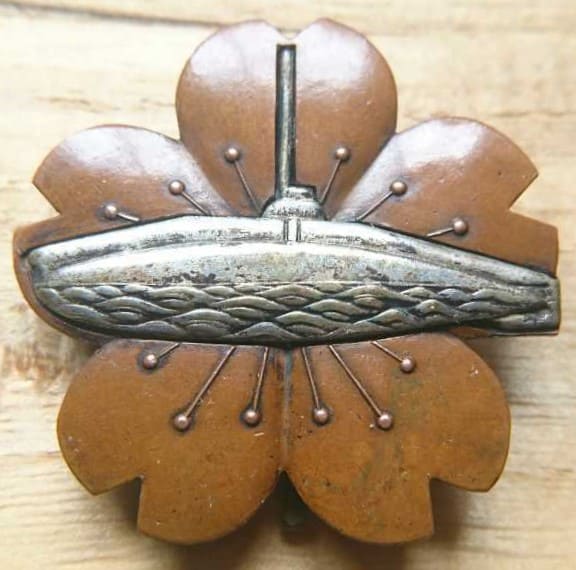 Japanese Submariner Badges with  Resoldered Hook.jpg