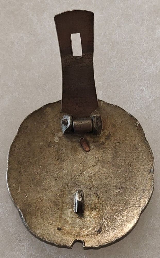 Japanese Tank and Armored Car Driver Noncommissioned  Officer's Badge.jpg