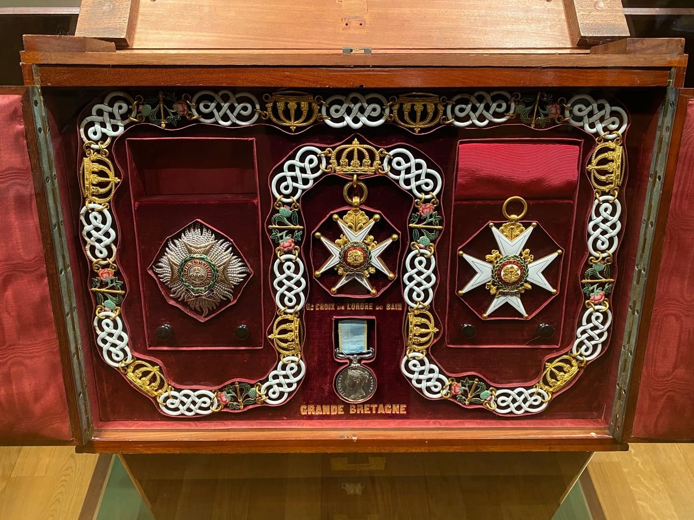 Jean-Baptiste  Philibert Vaillant awards.jpg