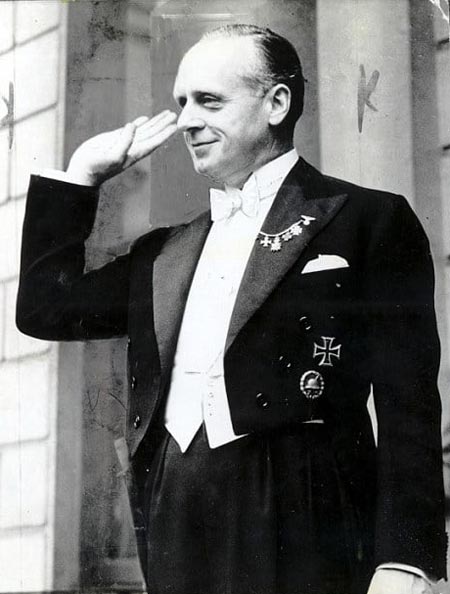 Joachim-von-Ribbentrop-02.jpg