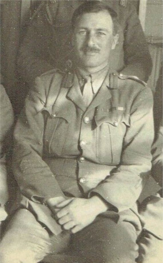John Meredith Hultons.jpg
