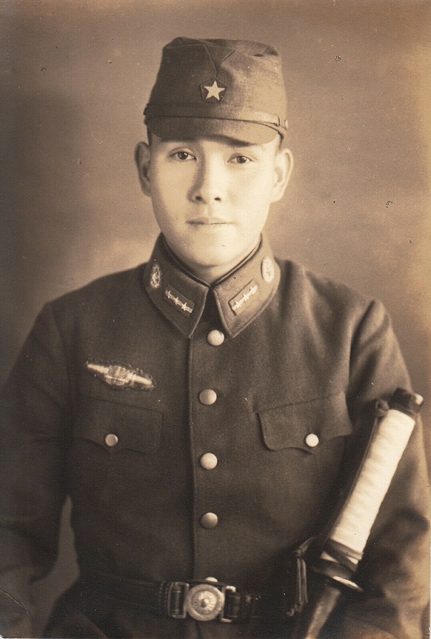 陸軍士官學校襟章.jpg