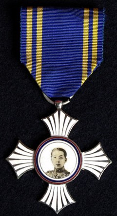 張総司令長官記念章-.JPG