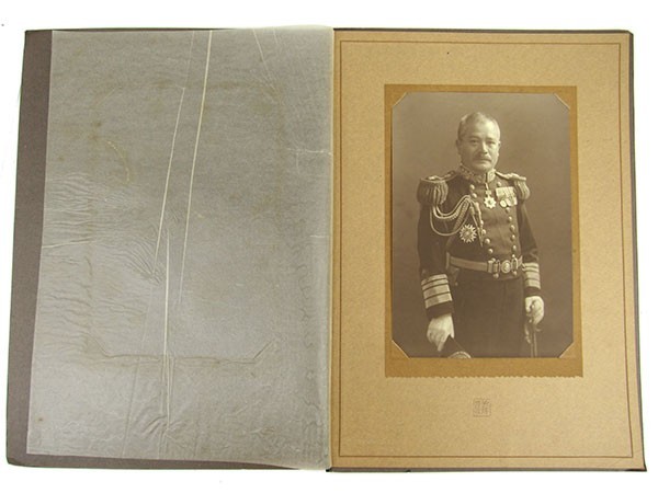 左近司政三  海軍中将.jpg