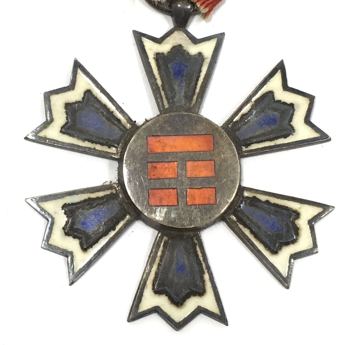 大韓民国勲七等八掛章 勲七等八卦章.jpg