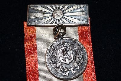 帝国在郷軍人會 板橋區聨合分會 創立満弐拾五年 記念章.jpg