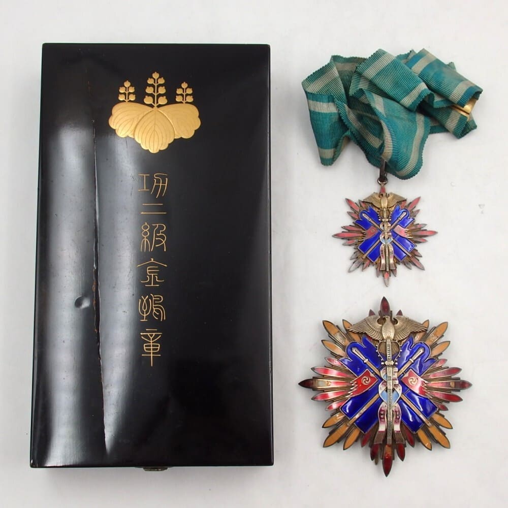 功二級金鵄章.jpg