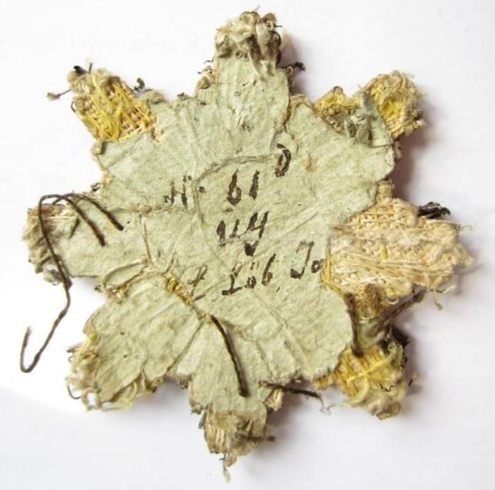 Kaiserlicher Orden des Heiligen  und Apostelgleichen Großfürsten Wladimir Bruststern.jpg