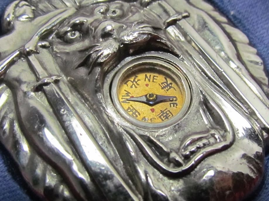 Kanazawa Garrison Hospital Commemorative  Paperweight with Compass.jpg