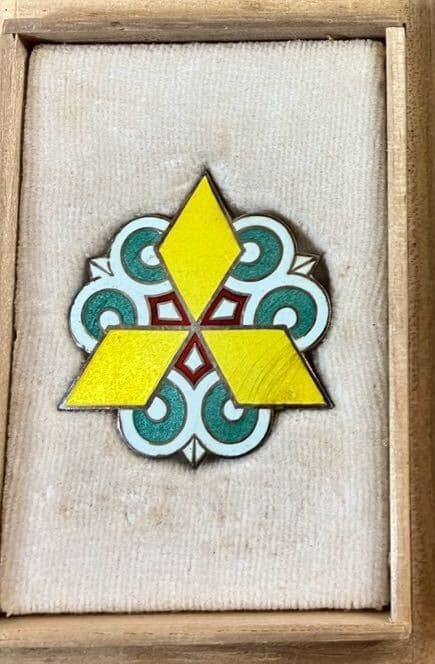 Kobe Shipyard Long-service Badge.jpg