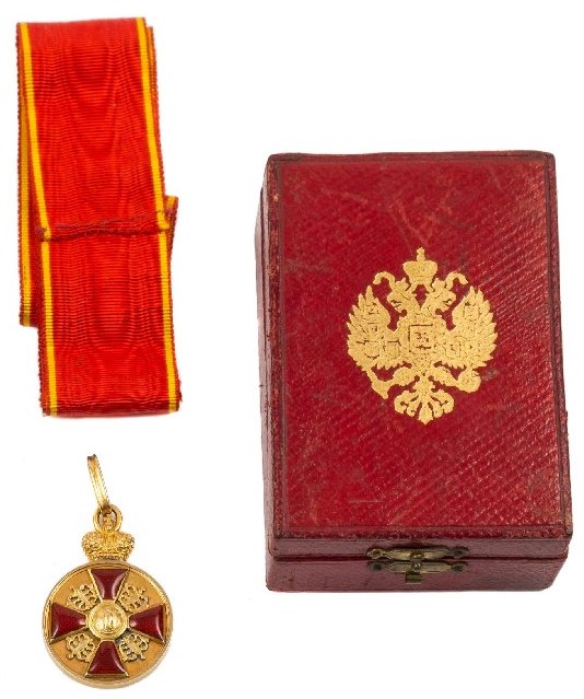 Lieutenant Commander William B. Rendle medal.jpg