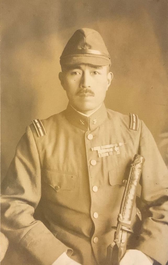 Lieutenant.jpg