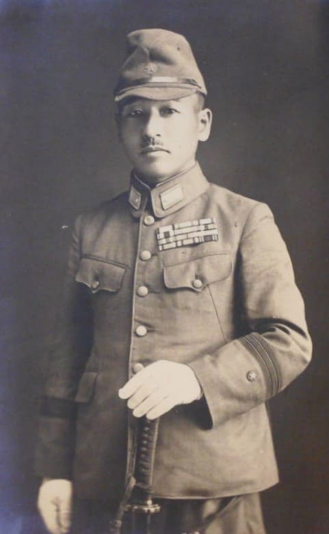 Major General with  ribbon  bar.jpg