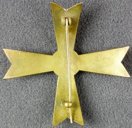 Manchukuo Military Merit  Badge 大満州国武功徽章.jpg
