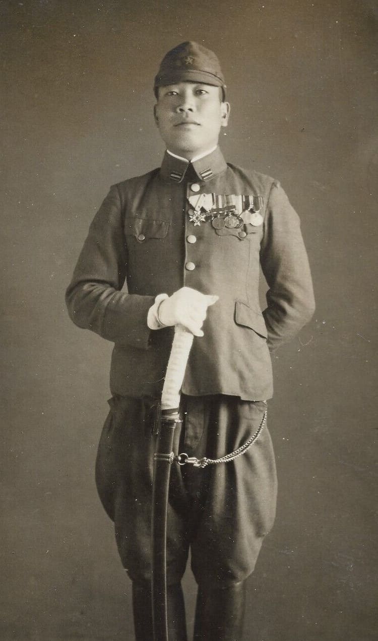 Manchukuo Red Cross Society Medal Photo.jpg