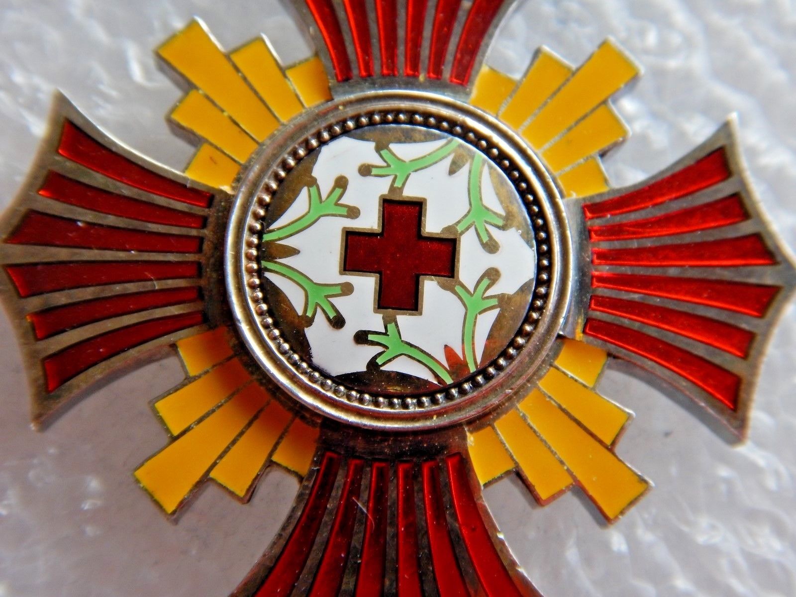 Manchukuo  Red Cross  Society Merit  Order 満州国赤十字社有功章.jpg
