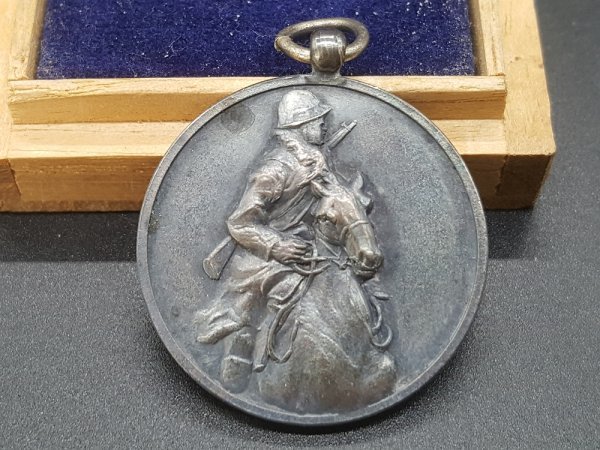 Manchurian Incident Commemorative Badges.jpg