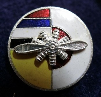 満洲防空協會  Manuchukuo Air Defense Association Badge.jpg