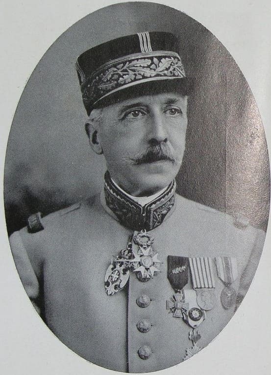 Marc Albert with 4th class Rising Sun order.jpg