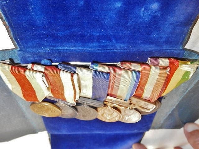 Medal bar  with  1910 Korea Annexation Medal.jpg